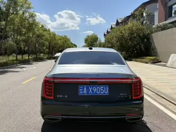 2020 Hongqi H9 с пробегом 96 000 км