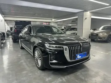 2020 Hongqi H9 с пробегом 52 000 км