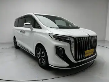 2022 Hongqi HQ9 с пробегом 57 900 км