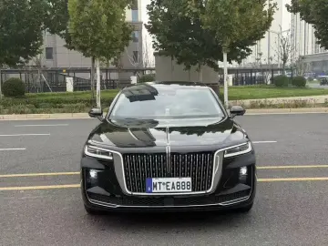 2020 Hongqi H9 с пробегом 70 000 км