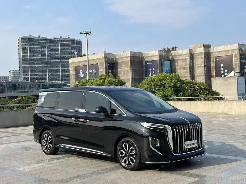 2022 Hongqi HQ9 с пробегом 50 000 км