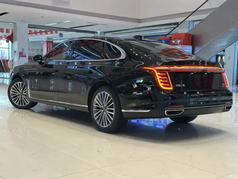 2020 Hongqi H9 с пробегом 46 000 км