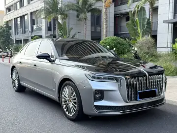 2020 Hongqi H9 с пробегом 96 000 км