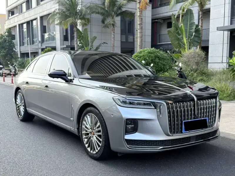 2020 Hongqi H9 с пробегом 96 000 км