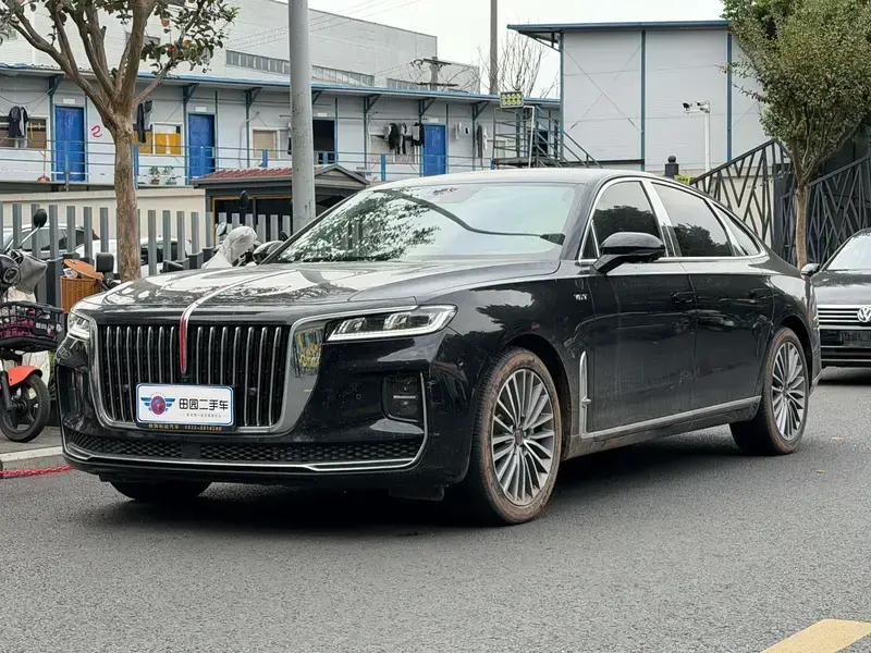 2020 Hongqi H9 с пробегом 56 000 км
