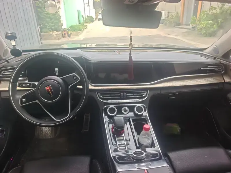 2020 Hongqi H9 с пробегом 76 300 км