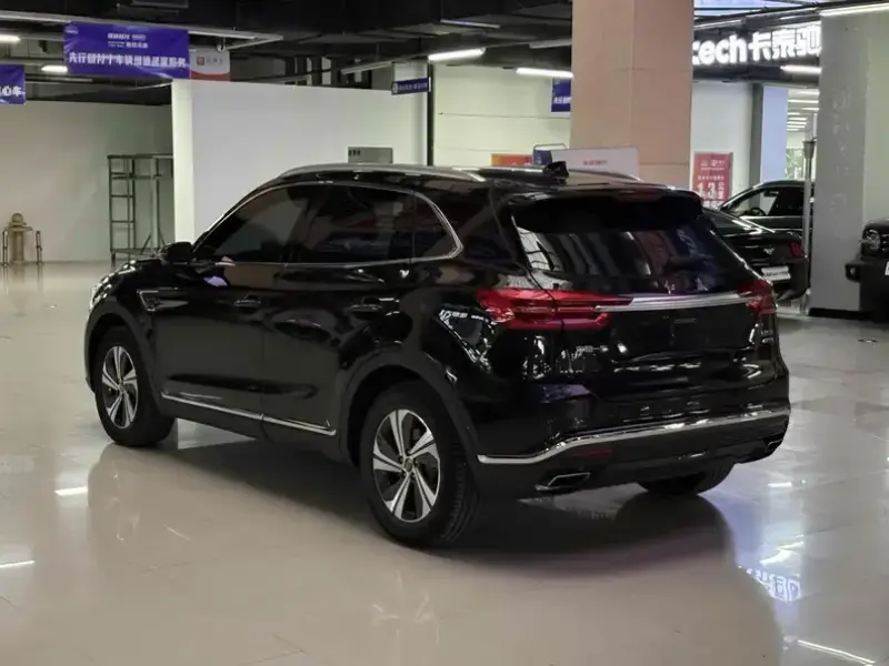 2019 Hongqi HS5 с пробегом 100 000 км