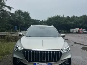 2022 Hongqi HS5 с пробегом 28 600 км