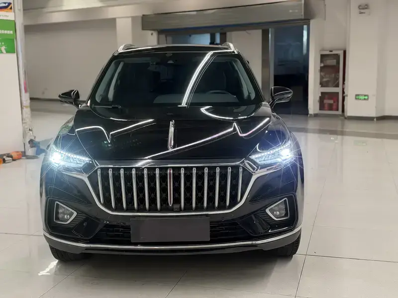 2022 Hongqi HS5 с пробегом 84 000 км