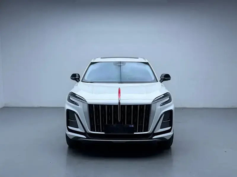 2023 Hongqi HS3 с пробегом 21 200 км