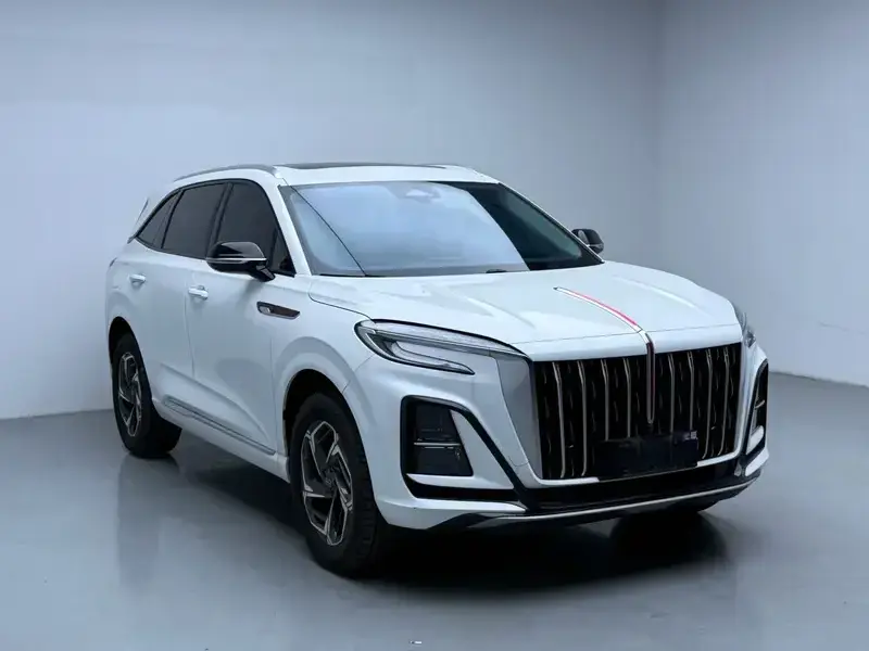 2023 Hongqi HS3 с пробегом 21 200 км