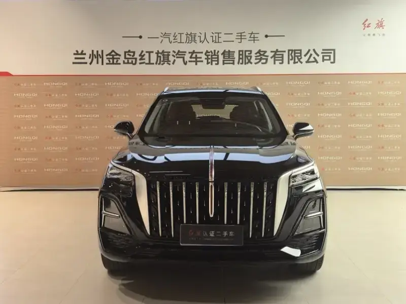 2025 Hongqi HS5 с пробегом 17 100 км