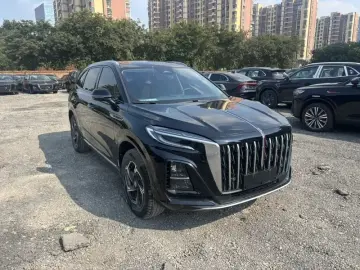 2024 Hongqi HS3 с пробегом 8 300 км