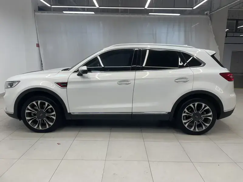 2019 Hongqi HS5 с пробегом 99 200 км