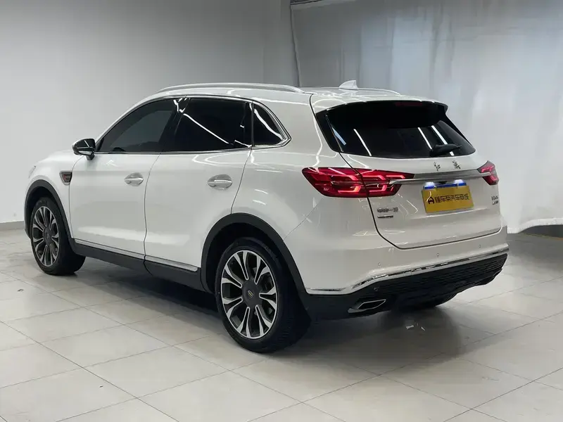 2019 Hongqi HS5 с пробегом 99 200 км