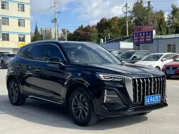 2023 Hongqi HS5 с пробегом 30 000 км