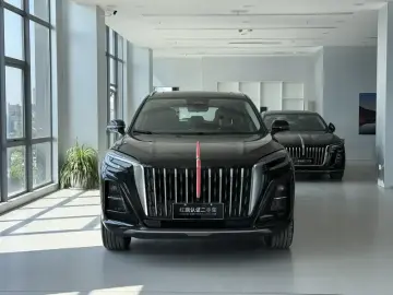 2023 Hongqi HS3 с пробегом 29 200 км