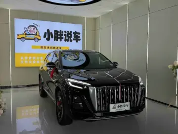 2023 Hongqi HS3 с пробегом 15 000 км