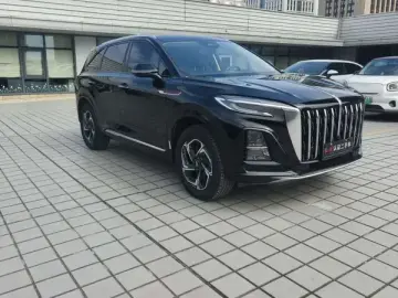 2023 Hongqi HS3 с пробегом 11 000 км