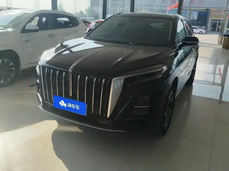2024 Hongqi HS3 с пробегом 45 000 км