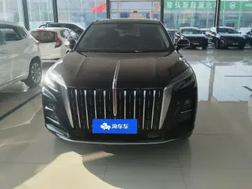 2024 Hongqi HS3 с пробегом 45 000 км