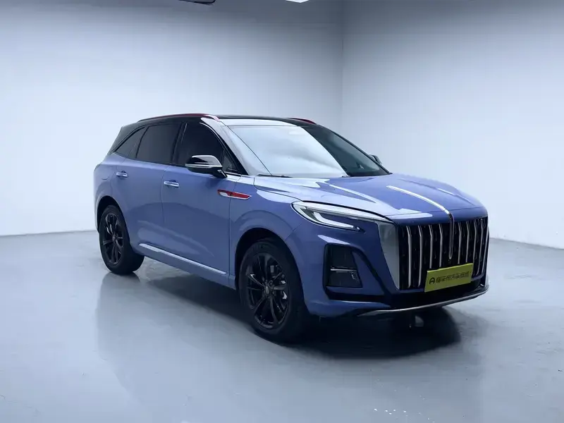 2023 Hongqi HS3 с пробегом 26 400 км