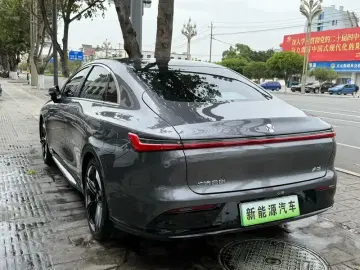 2022 Hycan A06 с пробегом 80 000 км