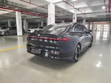 2022 Hycan A06 с пробегом 58 000 км