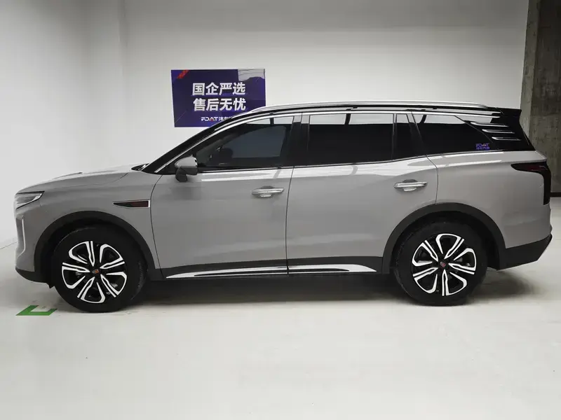 2023 Hongqi HS7 с пробегом 51 900 км