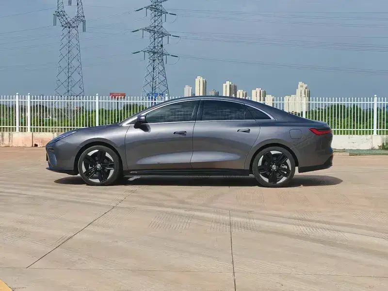 2022 Hycan A06 с пробегом 43 000 км