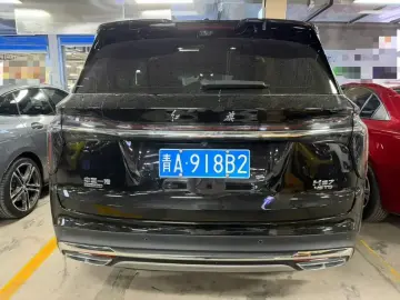 2023 Hongqi HS7 с пробегом 25 000 км