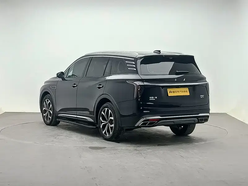 2023 Hongqi HS7 с пробегом 26 900 км