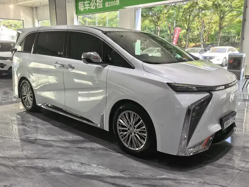 2023 Hycan V09 с пробегом 27 400 км
