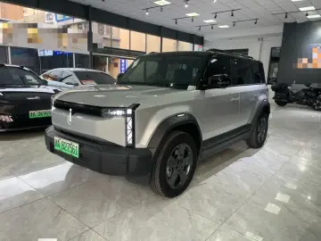 iCar 03