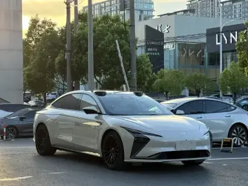 2022 IM Motors (Zhiji) L7 с пробегом 71 000 км