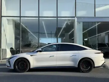 2022 IM Motors (Zhiji) L7 с пробегом 71 000 км