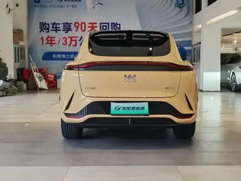 2023 IM Motors (Zhiji) LS7 с пробегом 91 200 км