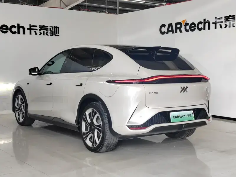 2023 IM Motors (Zhiji) LS7 с пробегом 34 000 км