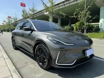 2023 IM Motors (Zhiji) LS7 с пробегом 56 000 км