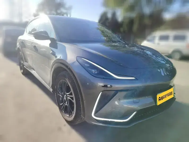 2023 IM Motors (Zhiji) LS7 с пробегом 44 000 км
