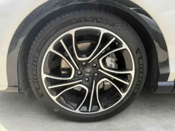 2025 IM Motors (Zhiji) LS7 с пробегом 28 000 км
