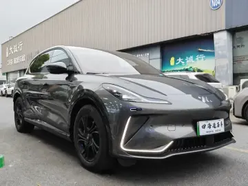 2023 IM Motors (Zhiji) LS7 с пробегом 28 000 км