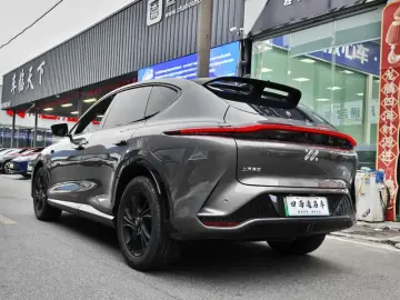 2023 IM Motors (Zhiji) LS7 с пробегом 28 000 км