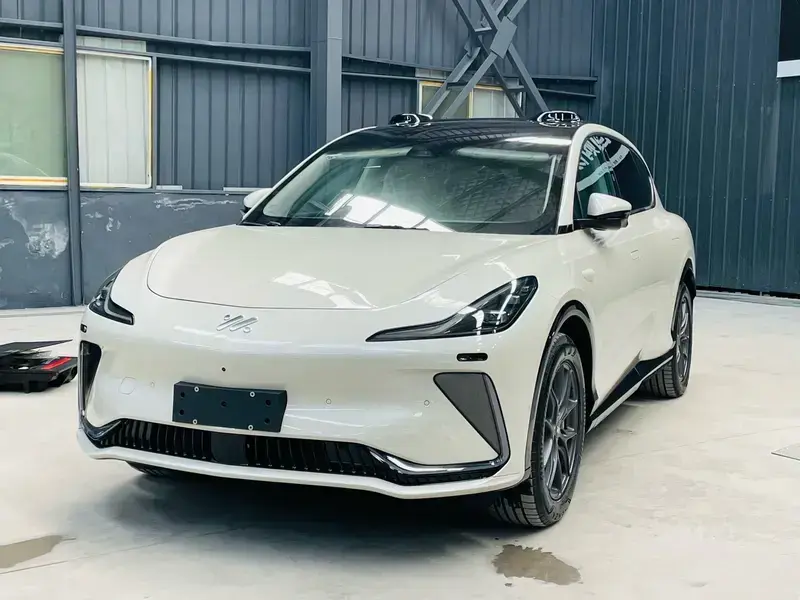 2024 IM Motors (Zhiji) LS7 с пробегом 100 км