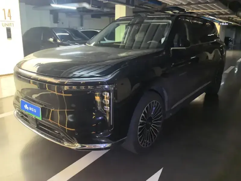 2026 IM Motors (Zhiji) LS9 с пробегом 17 000 км