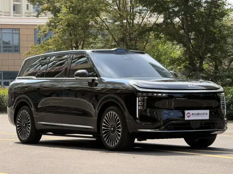 2026 IM Motors (Zhiji) LS9 с пробегом 10 000 км