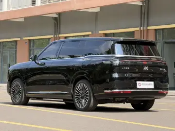 2026 IM Motors (Zhiji) LS9 с пробегом 10 000 км