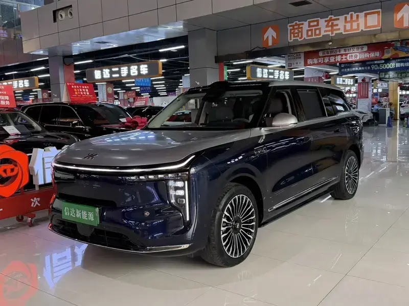 2026 IM Motors (Zhiji) LS9 с пробегом 11 000 км