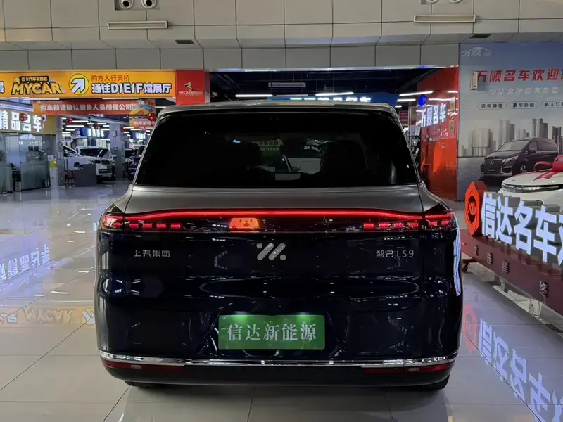 2026 IM Motors (Zhiji) LS9 с пробегом 11 000 км