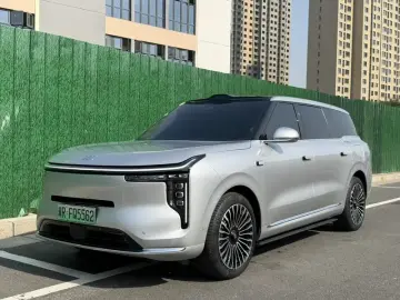 2026 IM Motors (Zhiji) LS9 с пробегом 17 000 км